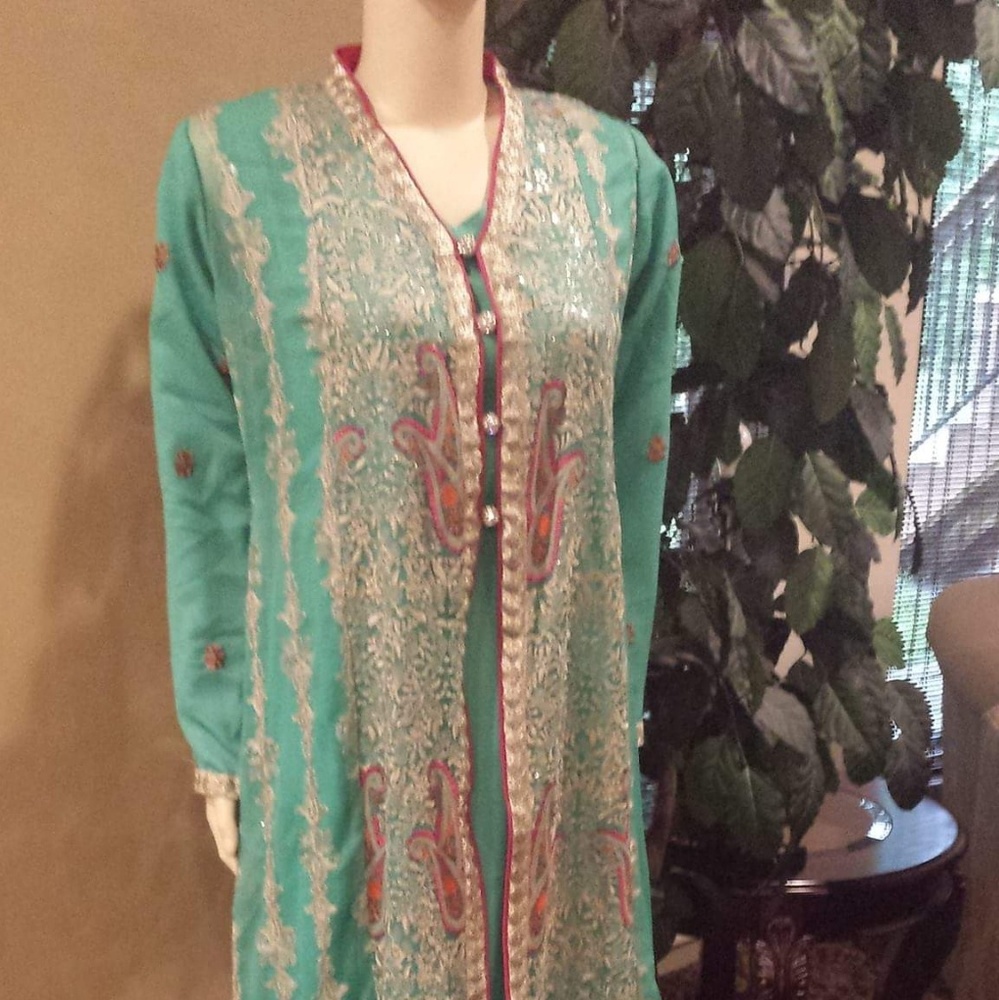Four piece chiffon embroidered Pakistani party wea